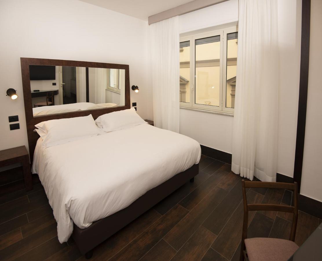 Hotel Domus Altana à Naples Extérieur photo