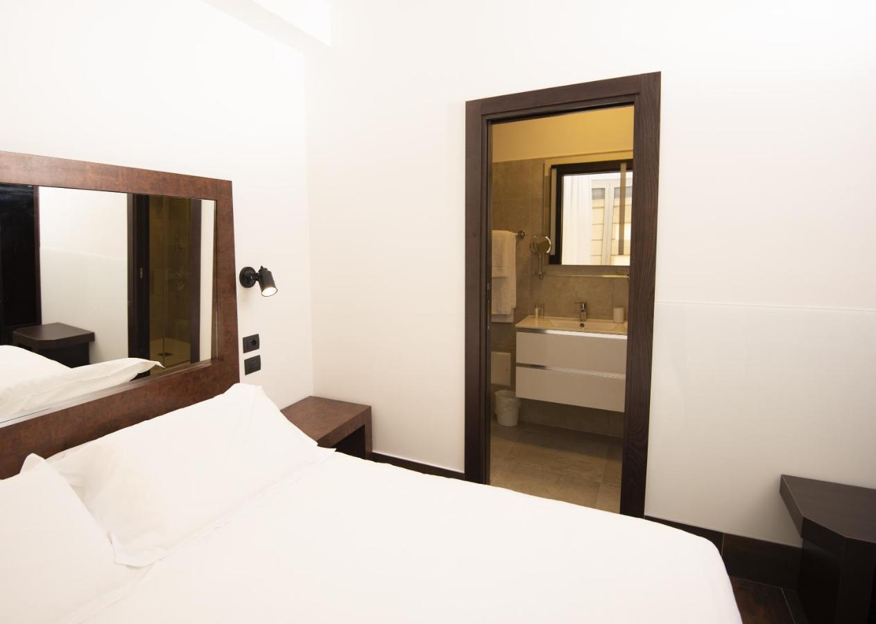 Hotel Domus Altana à Naples Extérieur photo