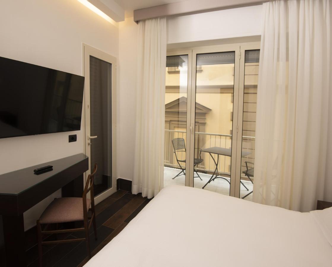 Hotel Domus Altana à Naples Extérieur photo