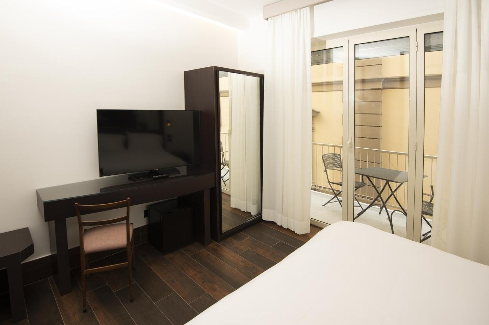 Hotel Domus Altana à Naples Extérieur photo