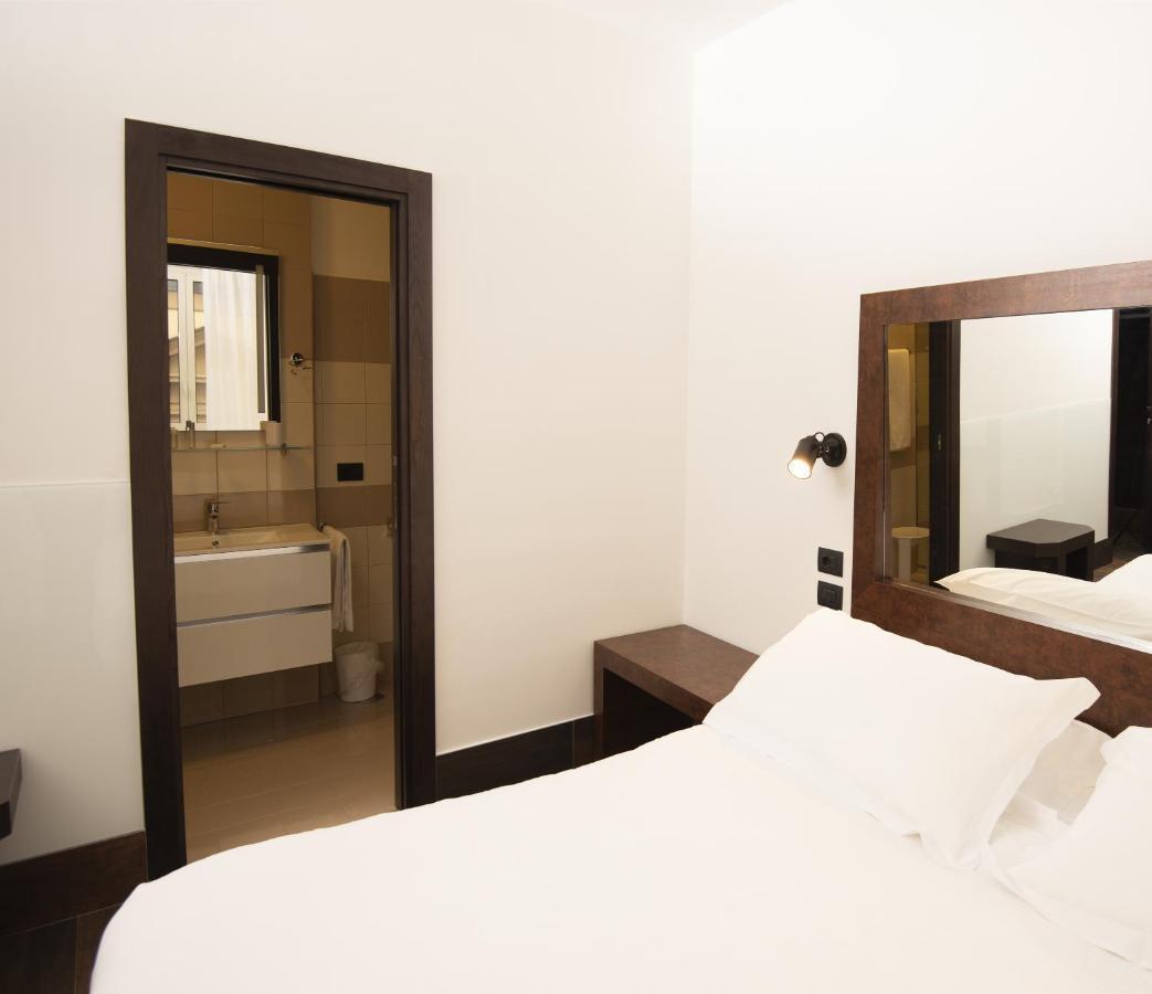 Hotel Domus Altana à Naples Extérieur photo