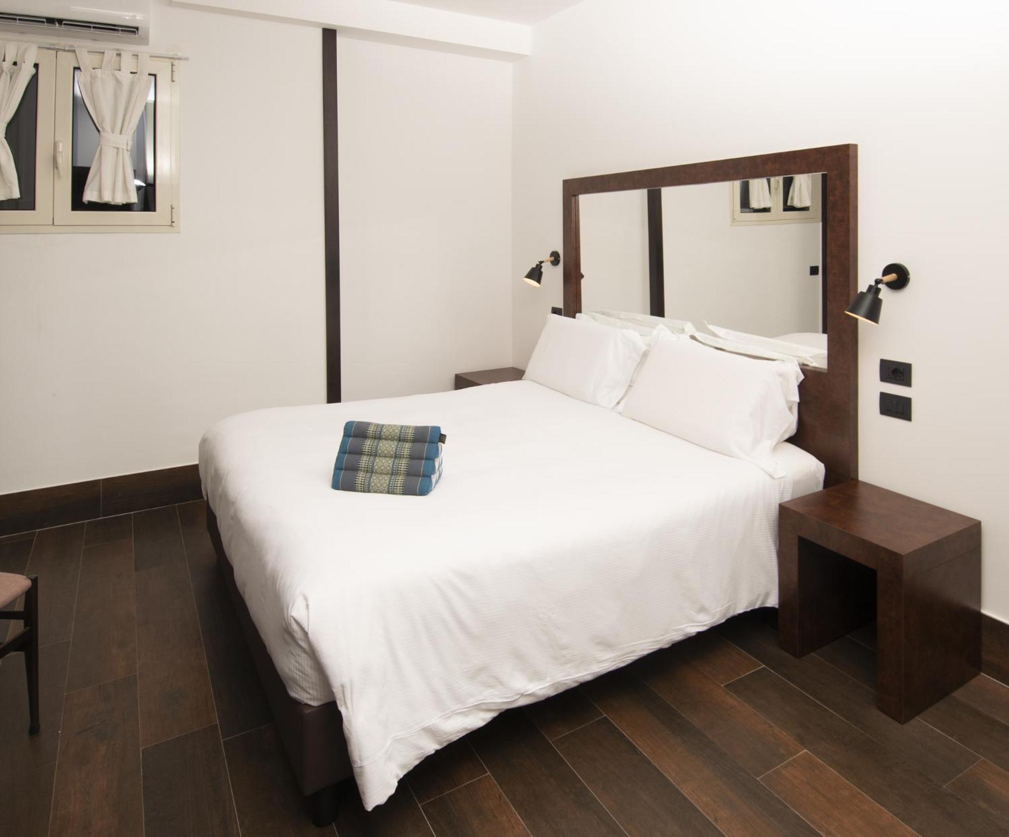 Hotel Domus Altana à Naples Extérieur photo